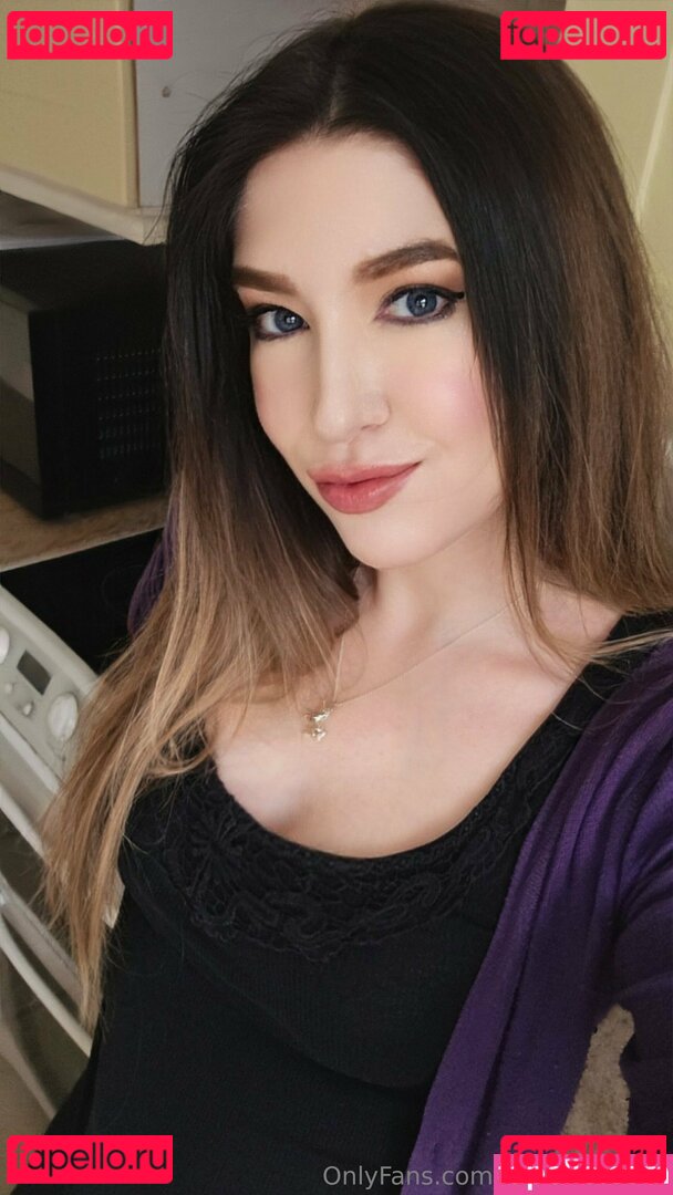 iitsstrawberrygemfree Onlyfans Photo Gallery 