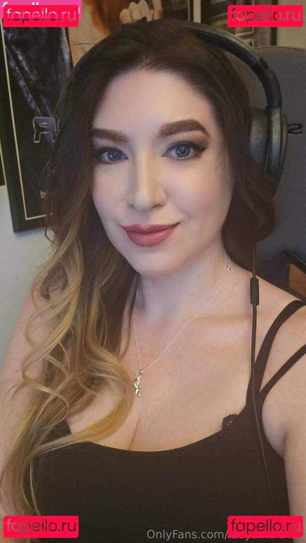 iitsstrawberrygemfree Onlyfans Photo Gallery 