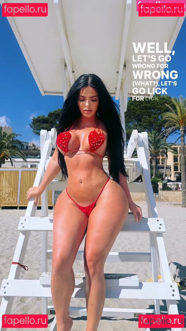 Klaudiaglam / baddieworldx Onlyfans Photo Gallery 