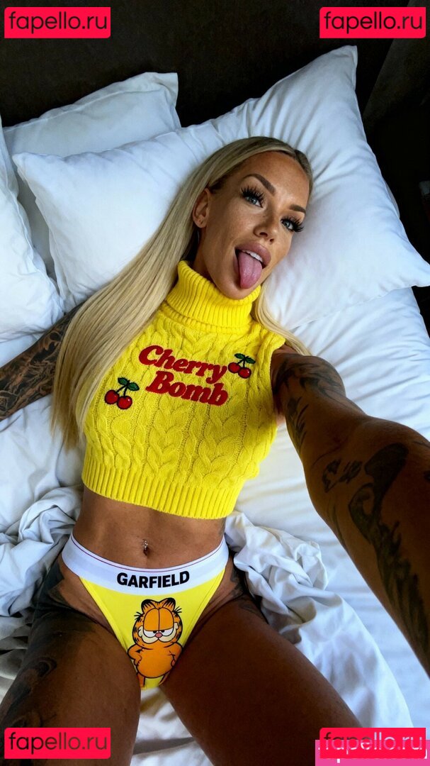 Lillyfee Squirt / Lillyfeesquirt / Tiffy Hollywood Onlyfans Photo Gallery 