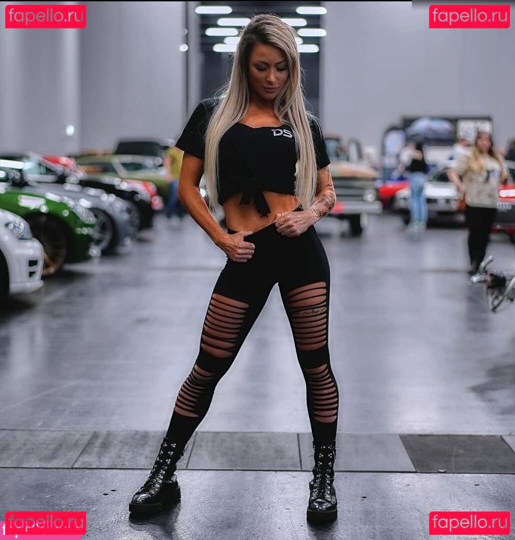 Pia Niedermeier / pianiedermeier Onlyfans Photo Gallery 