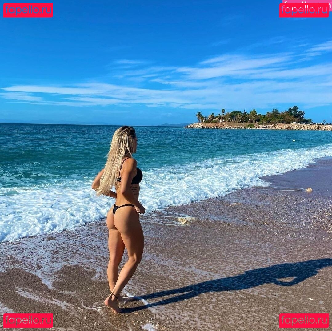 Pia Niedermeier / pianiedermeier Onlyfans Photo Gallery 