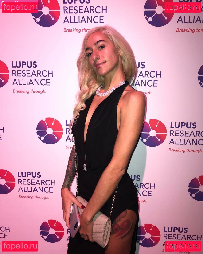 Stephanie Adele / https: / sadelesthesiren Onlyfans Photo Gallery 