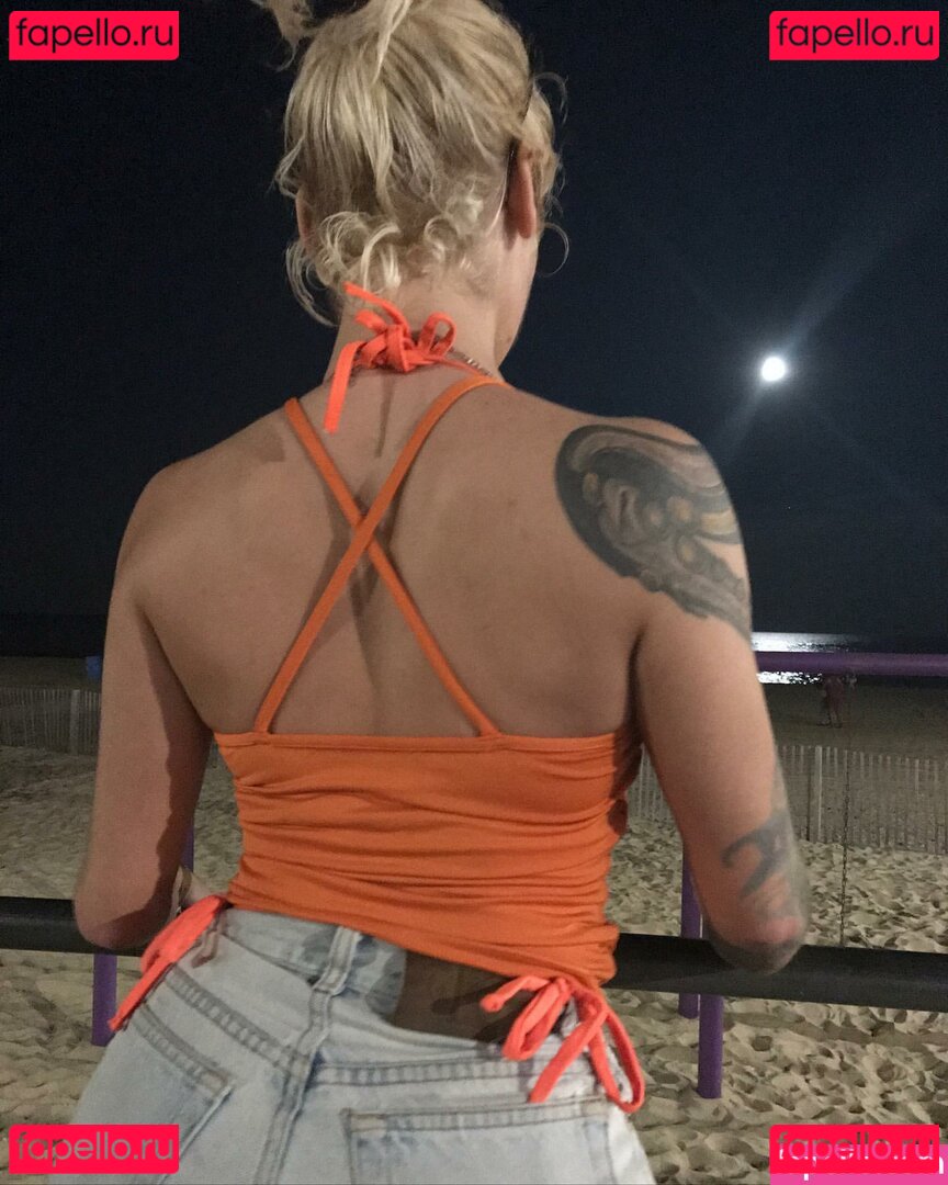 Stephanie Adele / https: / sadelesthesiren Onlyfans Photo Gallery 