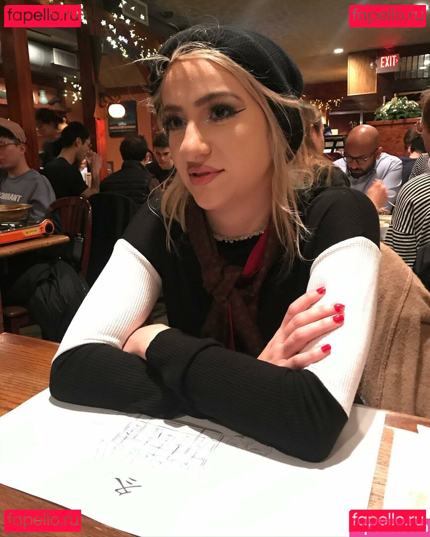 Stephanie Adele / https: / sadelesthesiren Onlyfans Photo Gallery 