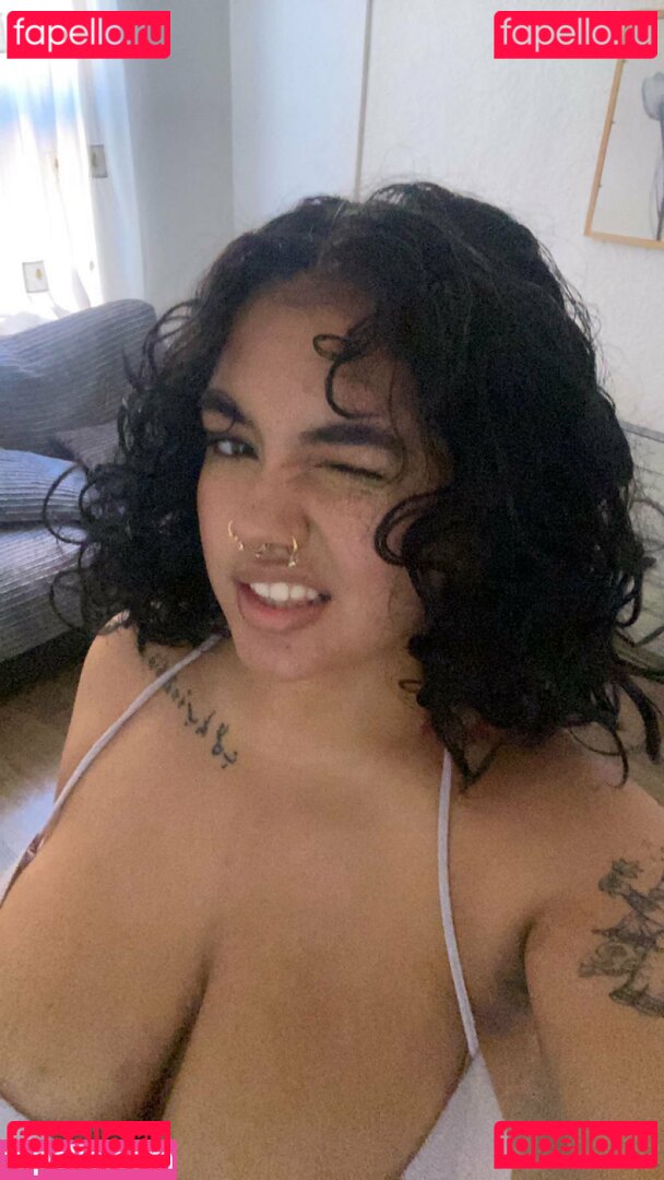 Boa Hancock / Breeeahhh / boahancock Onlyfans Photo Gallery 