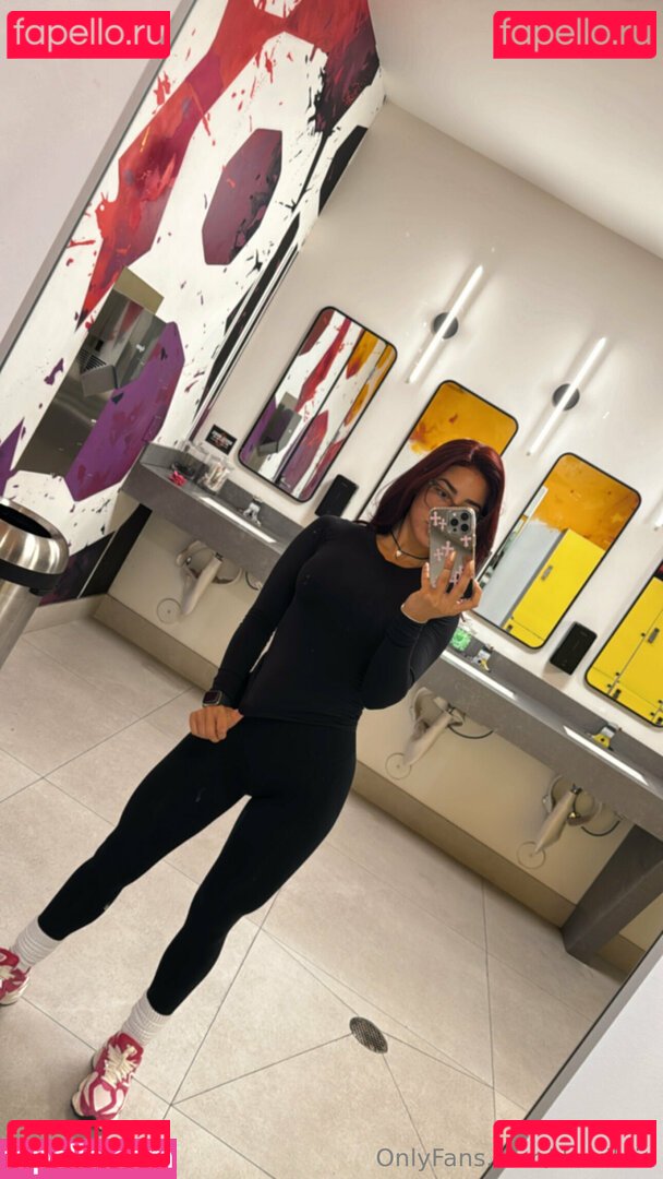 daniela_hin / daniihiin Onlyfans Photo Gallery 