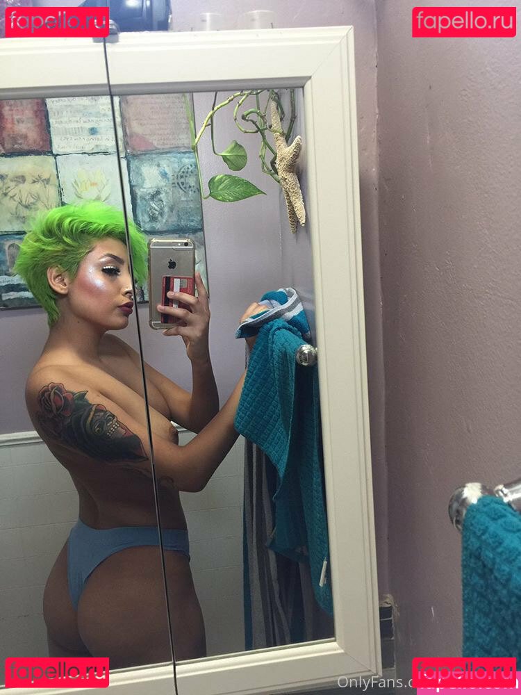 poisonouscunt.xx Onlyfans Photo Gallery 