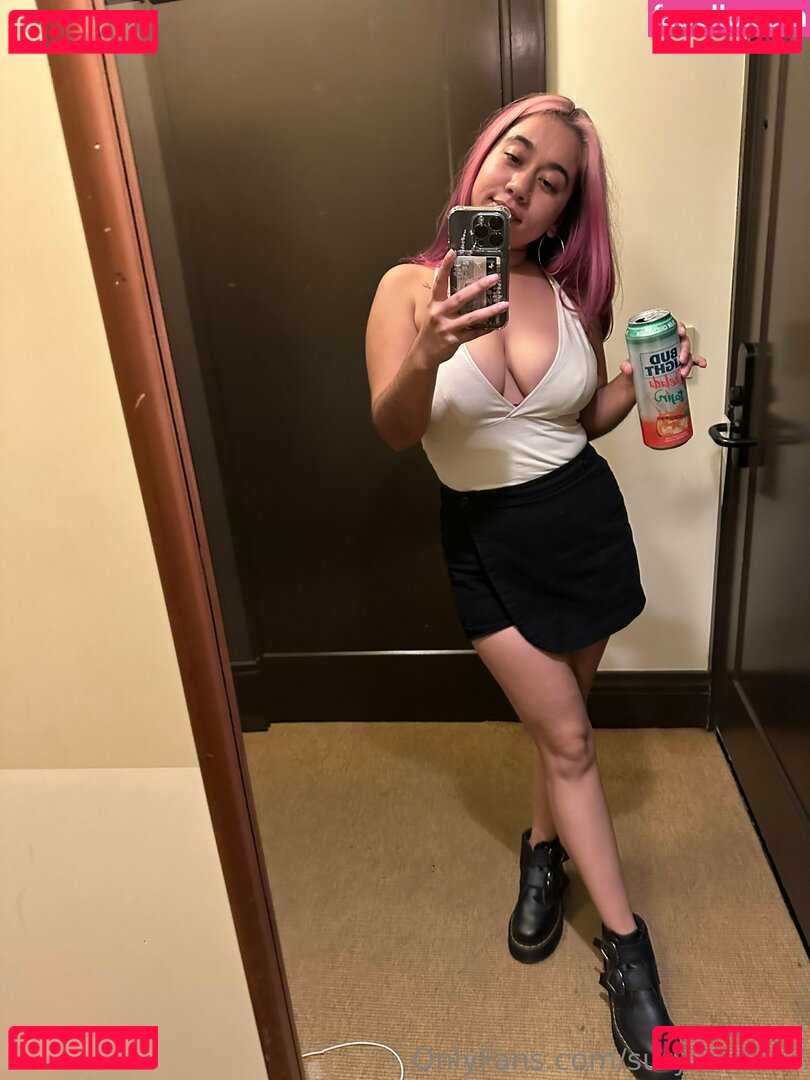 surywhitee7 Onlyfans Photo Gallery 