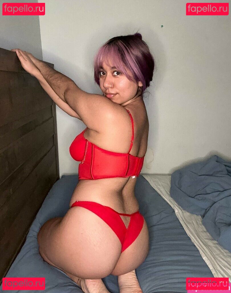 surywhitee7 Onlyfans Photo Gallery 