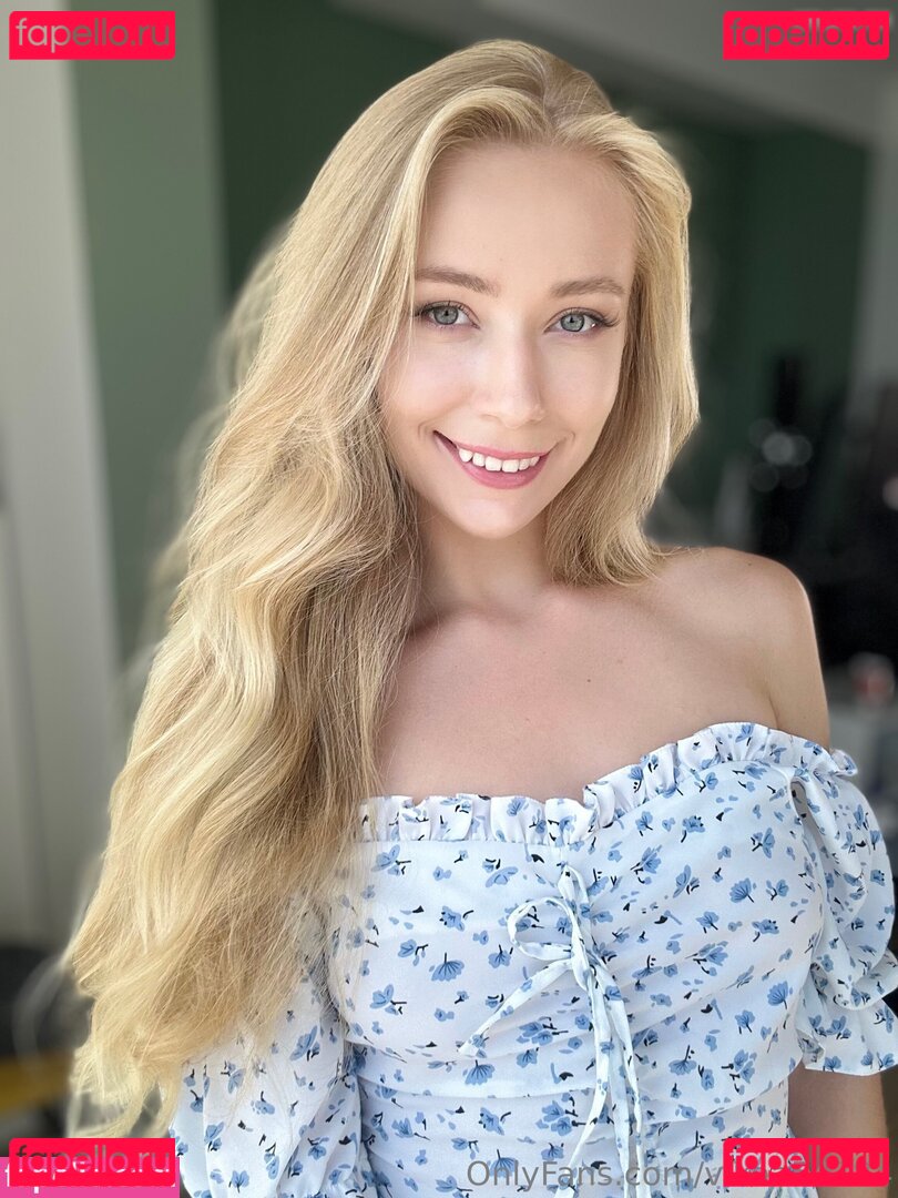 Vika54784 / Vikaa54784 Onlyfans Photo Gallery 