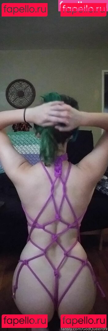 9911moony / GodQueen99 Onlyfans Photo Gallery 