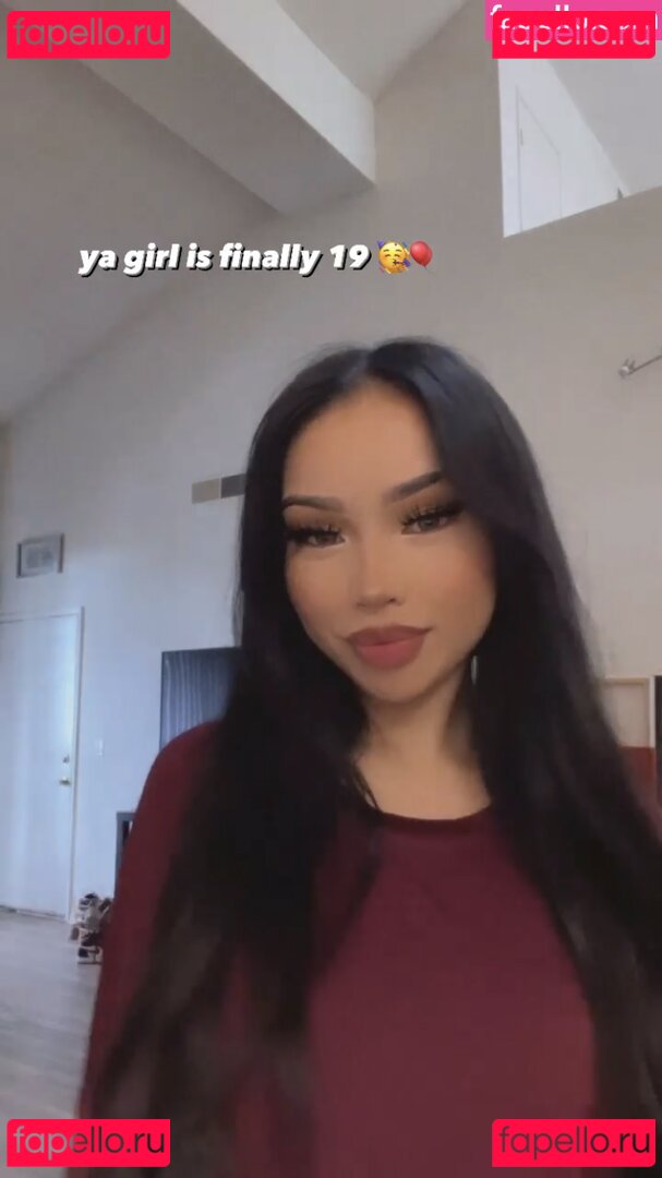 Julianarmah / julianazam Onlyfans Photo Gallery 