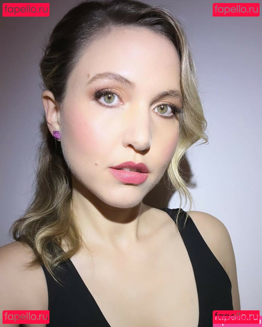 Taylor Tomlinson / taylortomlinson Onlyfans Photo Gallery 