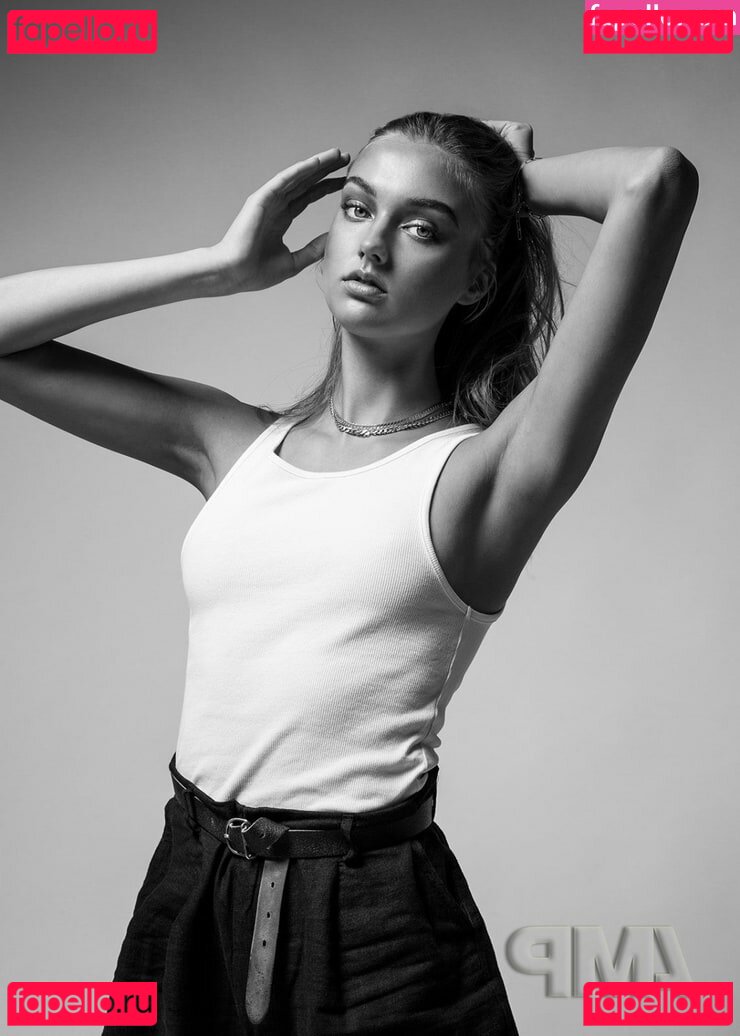 Lilly Krug / lillykrug Onlyfans Photo Gallery 