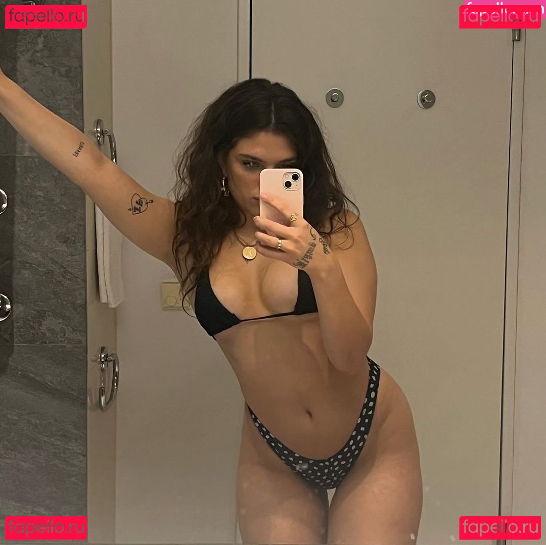 Mae Muller / maemuller Onlyfans Photo Gallery 