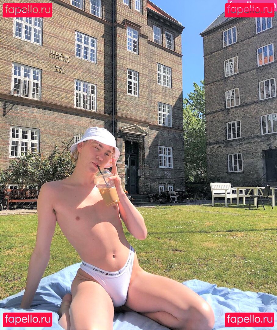 Marcus Pausbaek / marcuspausbaek / yourfavebbyboy Onlyfans Photo Gallery 