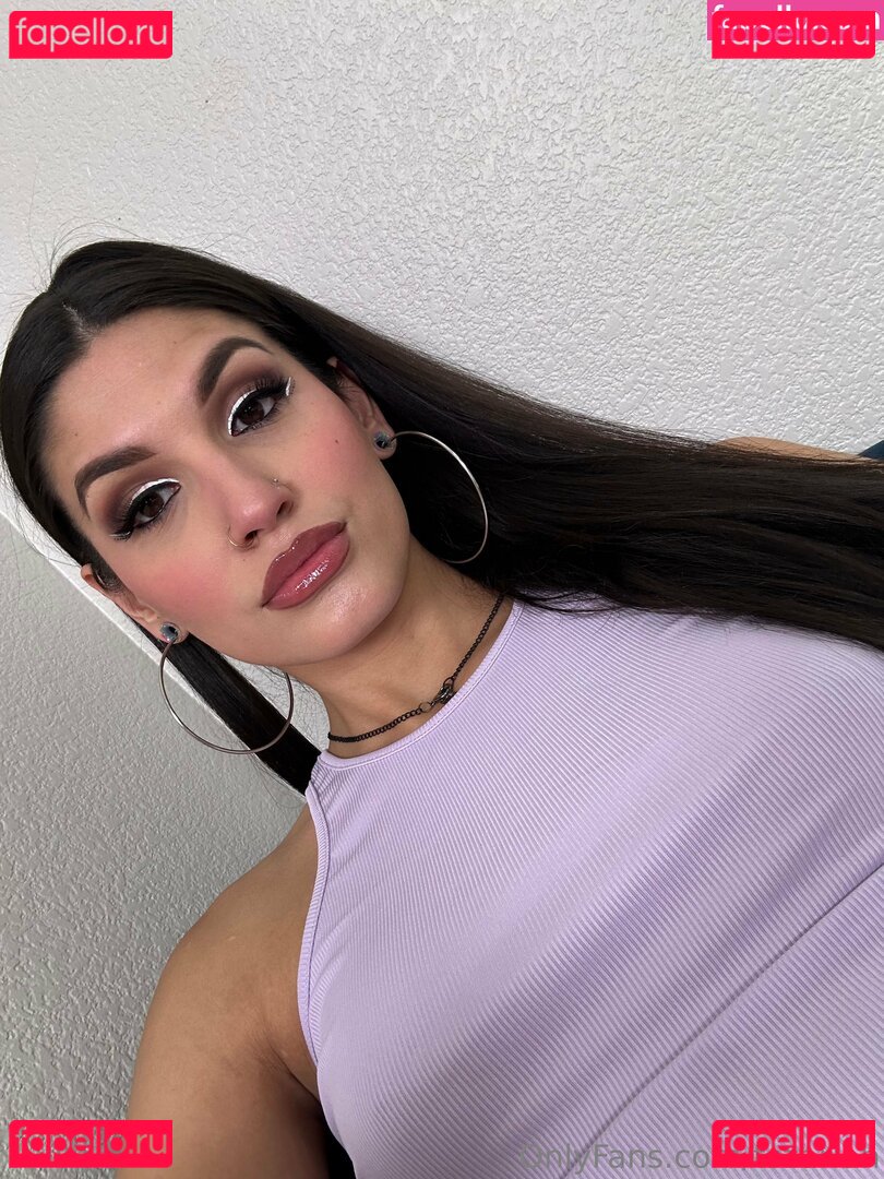 therealzariahaura / tszariah Onlyfans Photo Gallery 