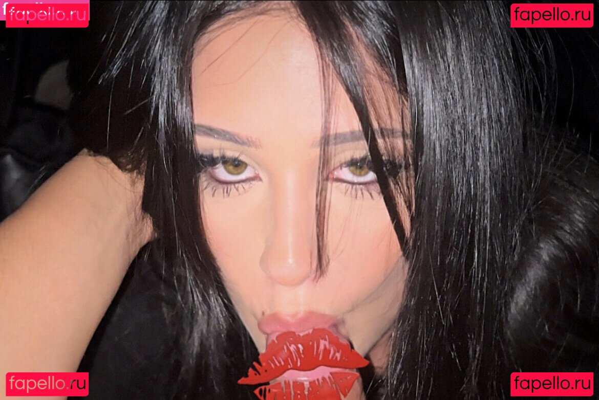 Yagirlnataliee / https: / yagirlnatalee / yagirlnatalliee Onlyfans Photo Gallery 