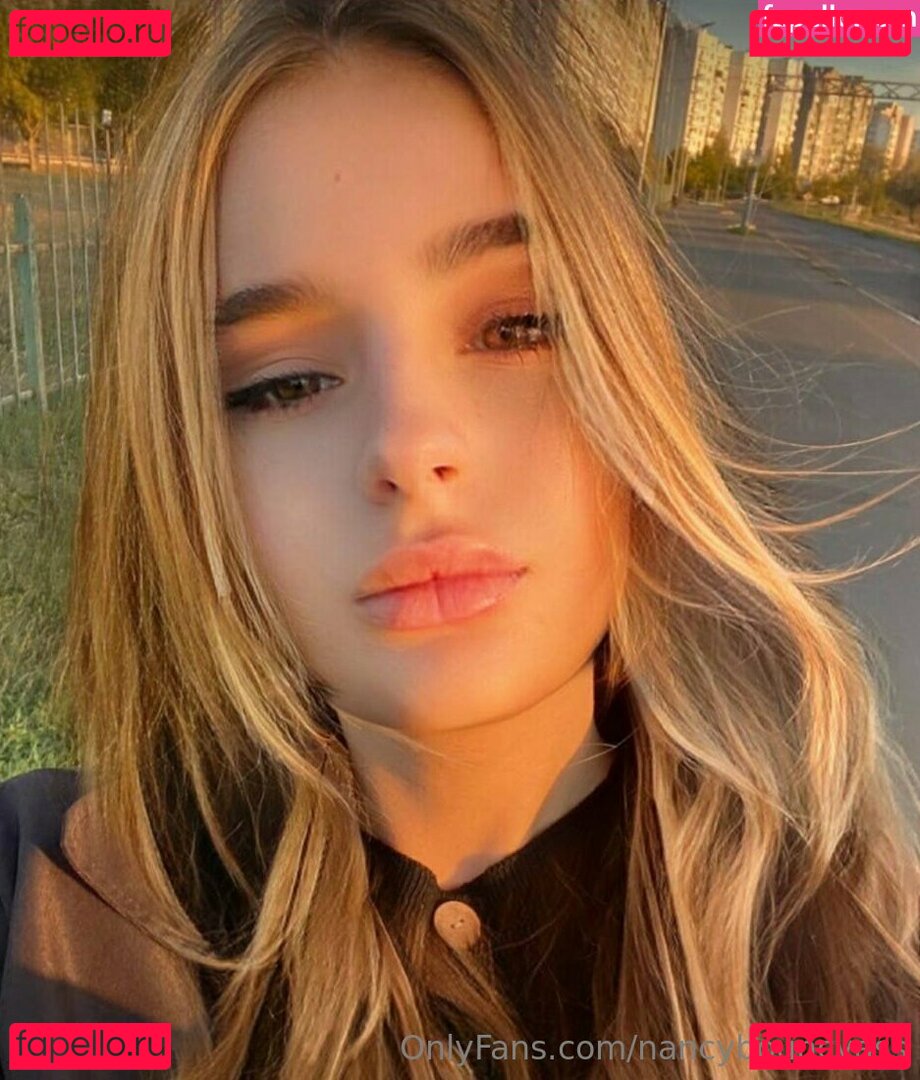 nancybouncyass / nancyreadss Onlyfans Photo Gallery 