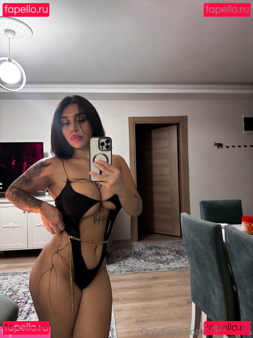 Zeliharidaa / zeliharida Onlyfans Photo Gallery 