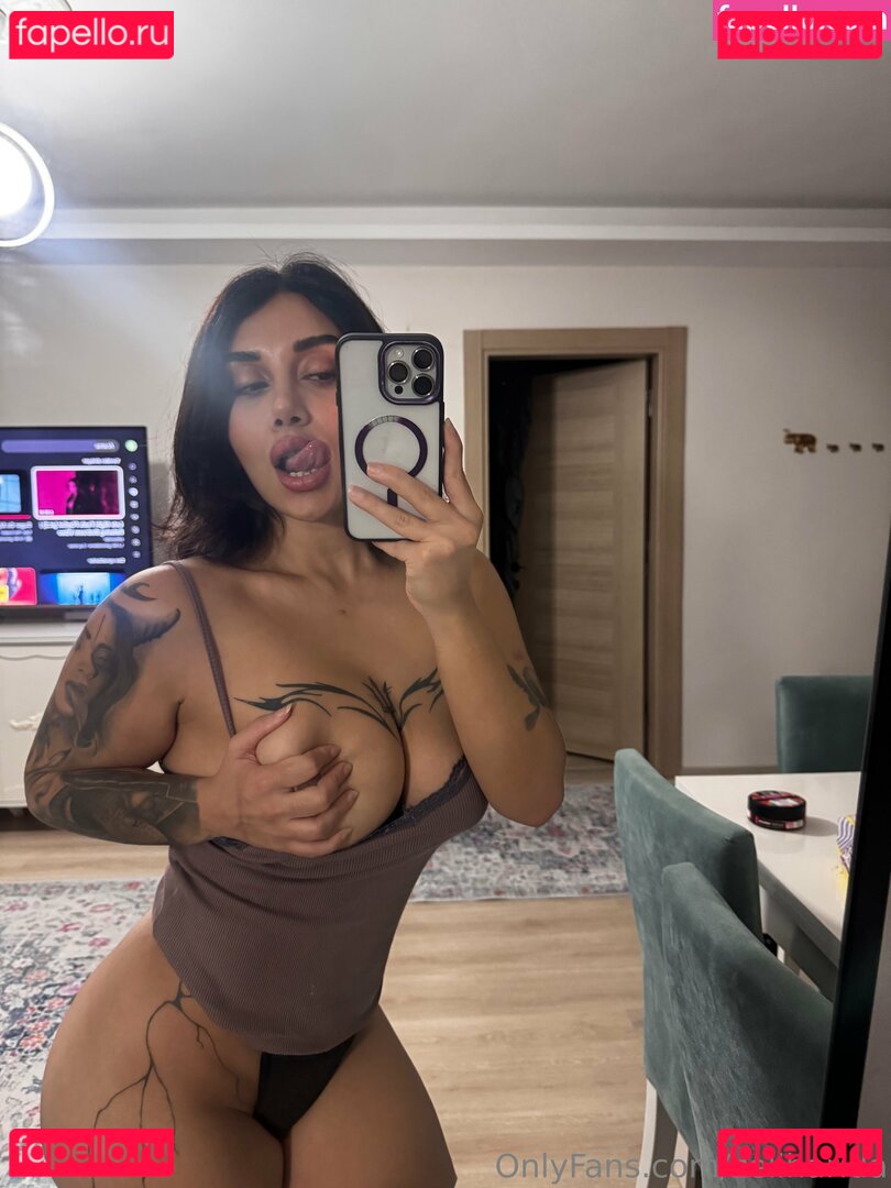 Zeliharidaa / zeliharida Onlyfans Photo Gallery 