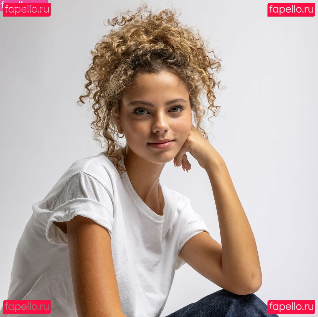 Presley Mattea Michel Onlyfans Photo Gallery 