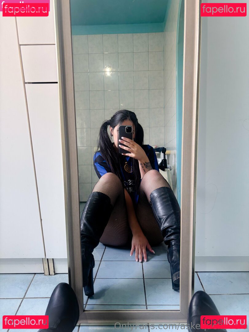 askequellavera Onlyfans Photo Gallery 