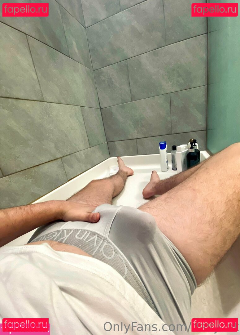 dallycat / troymellarkthg Onlyfans Photo Gallery 