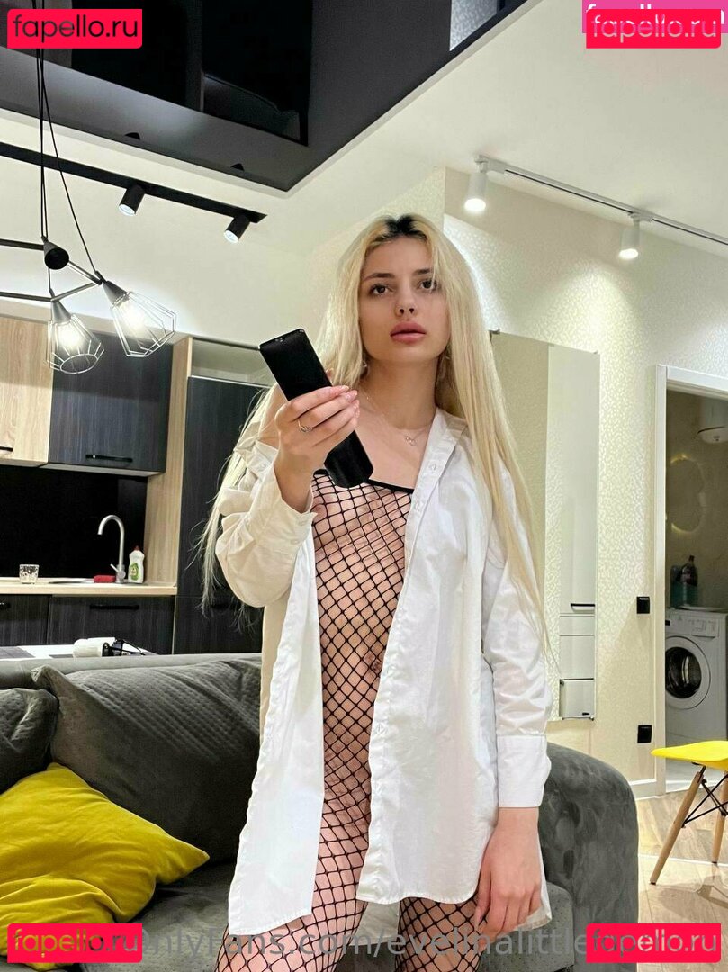 evelinalittledemon / onceuponatimeonanisland Onlyfans Photo Gallery 