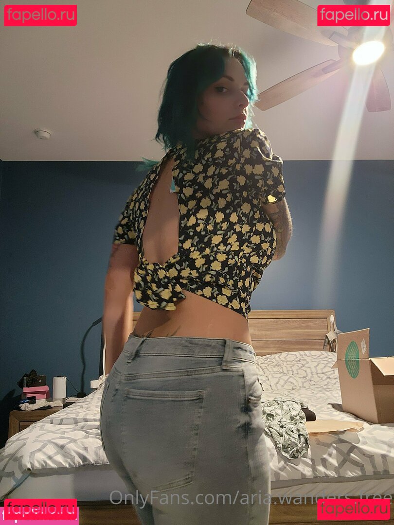 aria.wanders.free / ariwanders Onlyfans Photo Gallery 