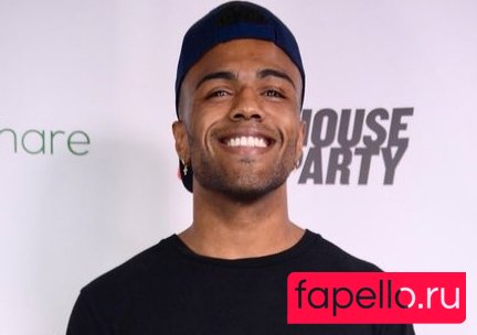 Raya Rain / raya_rain / rrrrinaldi Onlyfans Photo Gallery 