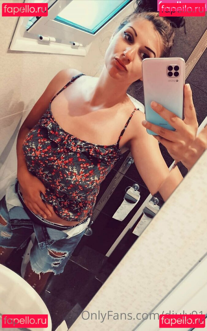 djuly91 / djulyamw Onlyfans Photo Gallery 