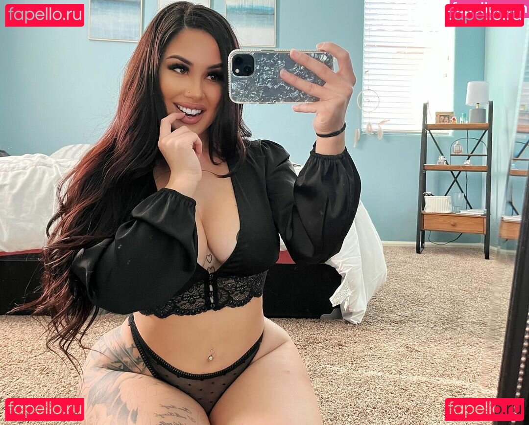 Celina.b6 / virgo_babe69 Onlyfans Photo Gallery 