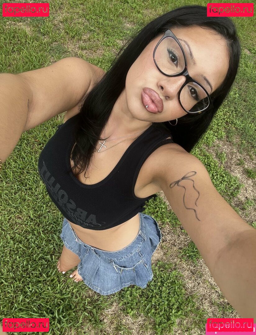 Icureduu Onlyfans Photo Gallery 