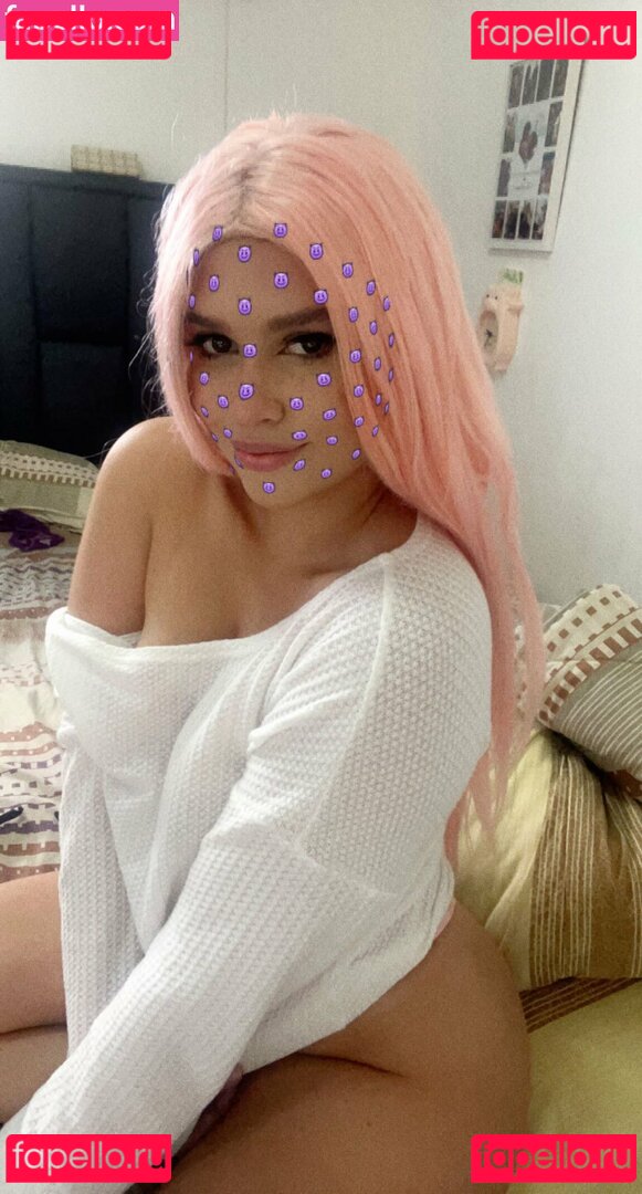 Maika Gimenez Onlyfans Photo Gallery 