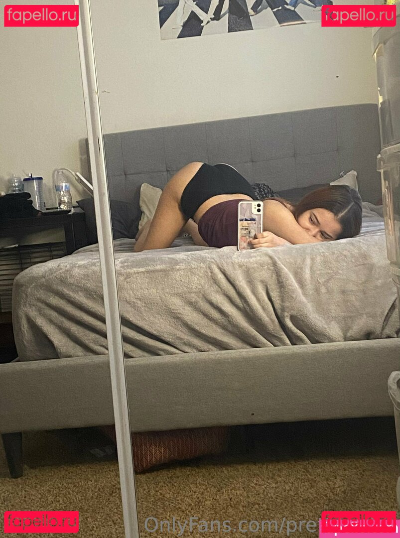 tinycrissy_ / tinyrissy Onlyfans Photo Gallery 