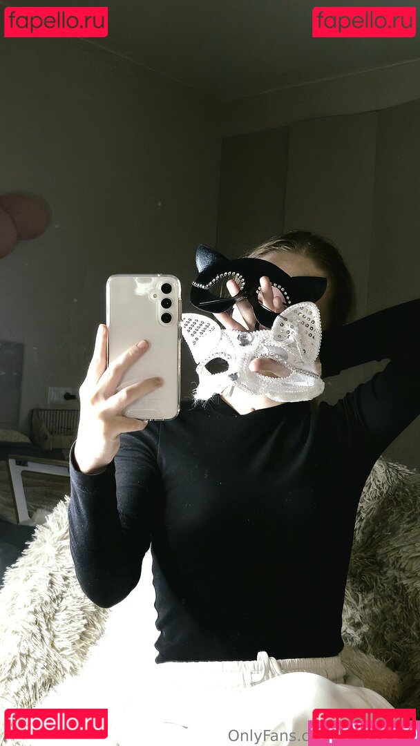 barbaariesss / barbariess Onlyfans Photo Gallery 