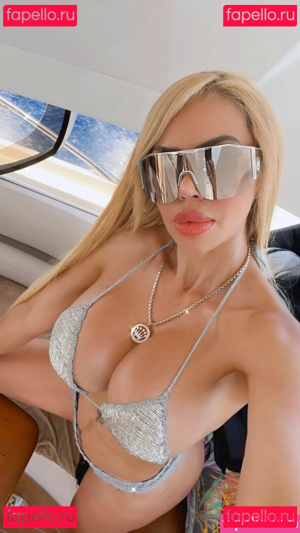 Alexa Mena / alexa_mena1 / ericamena Onlyfans Photo Gallery 