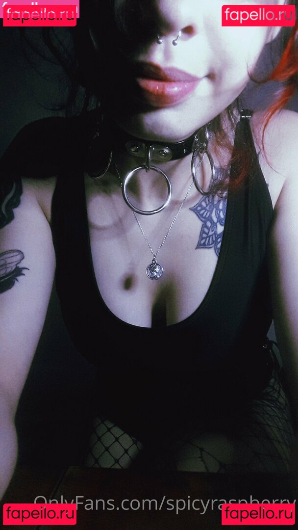 _spicy.strawberry_ / spicyraspberry Onlyfans Photo Gallery 