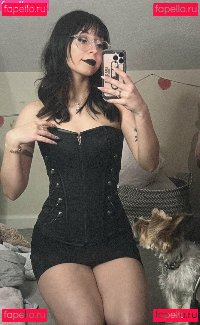 pretty.alchemist / prettyalchemist Onlyfans Photo Gallery 