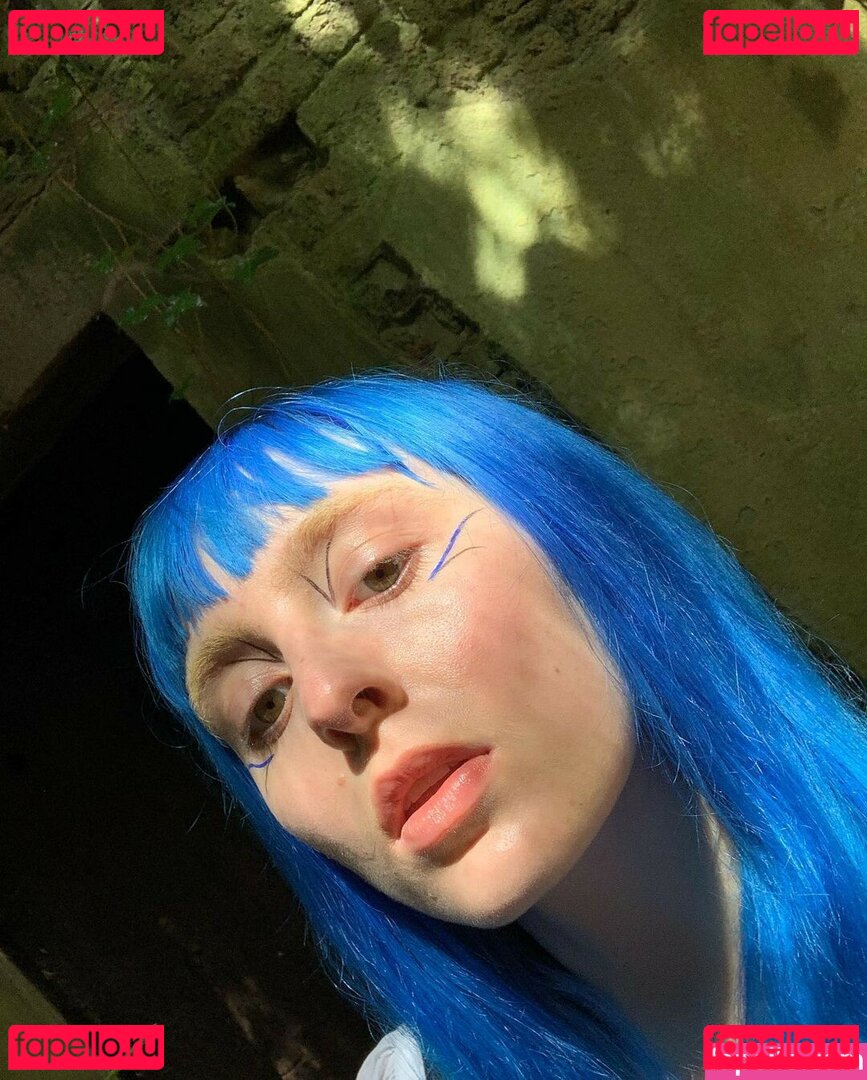 Ashnikko / https: Onlyfans Photo Gallery 