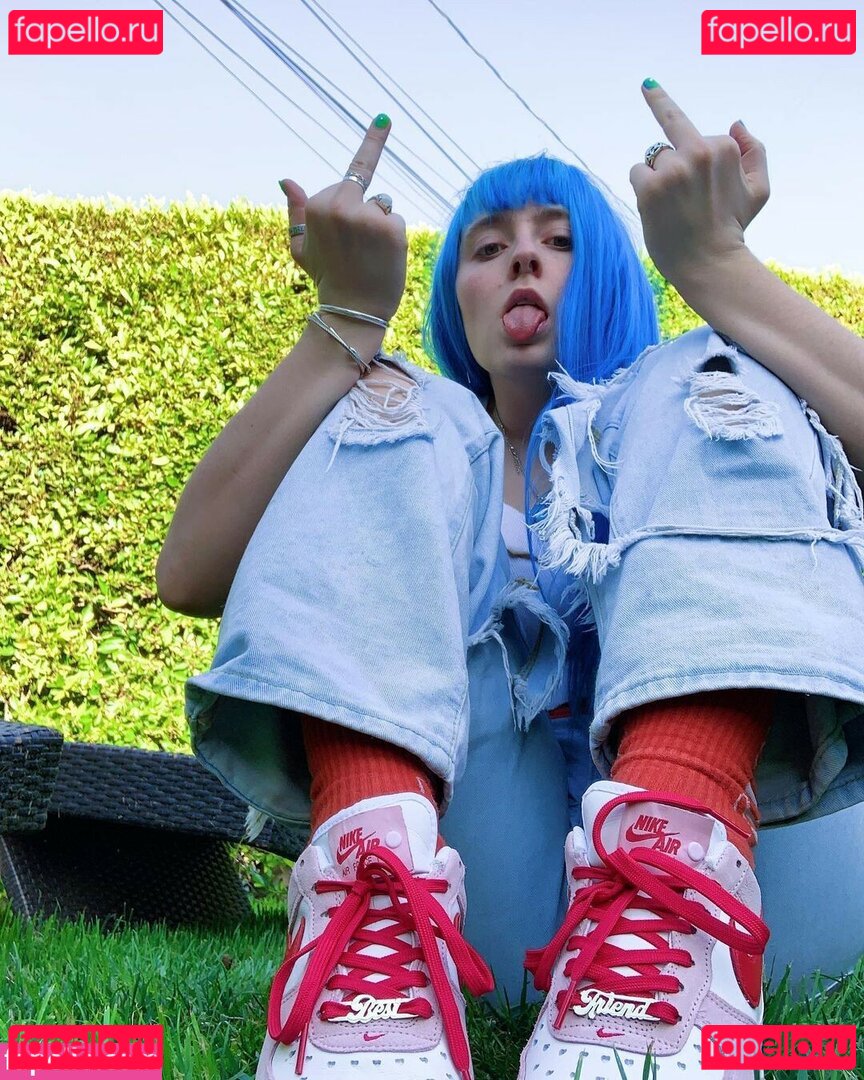 Ashnikko / https: Onlyfans Photo Gallery 