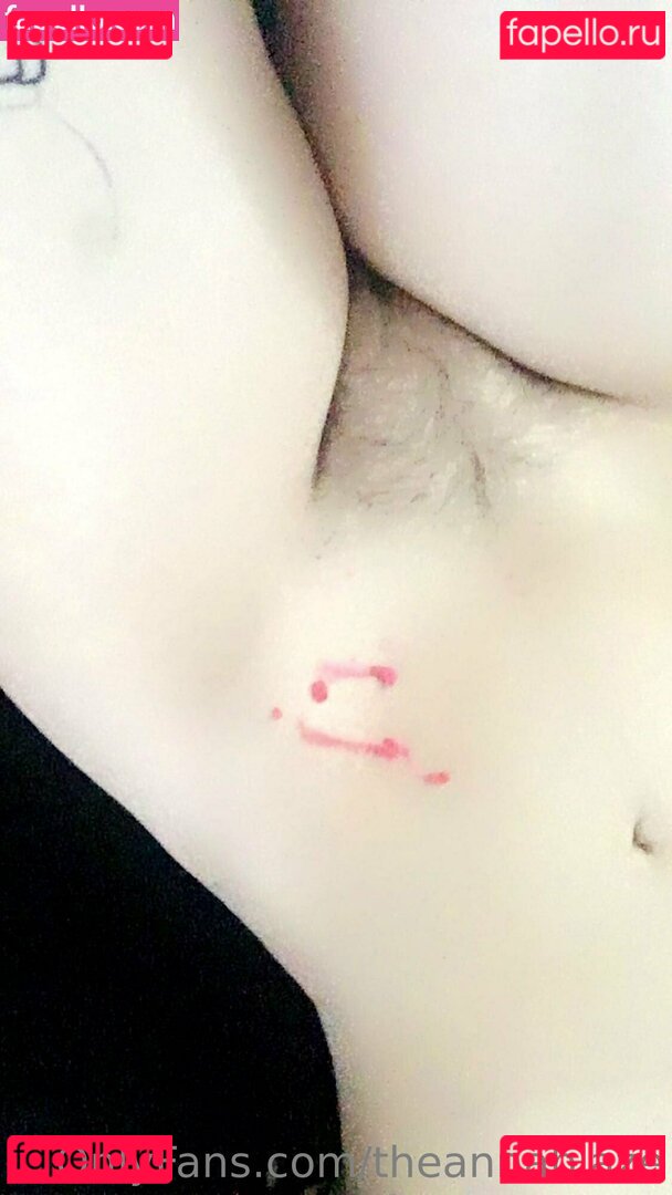 theannablaze Onlyfans Photo Gallery 