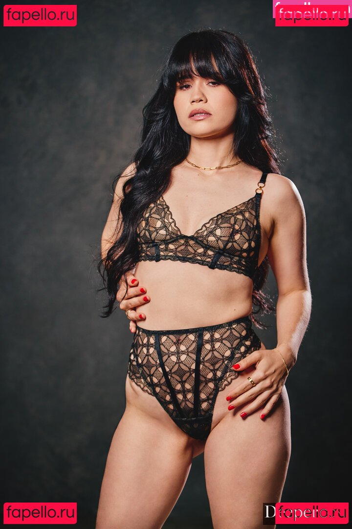 Yhivi / kae_yli Onlyfans Photo Gallery 