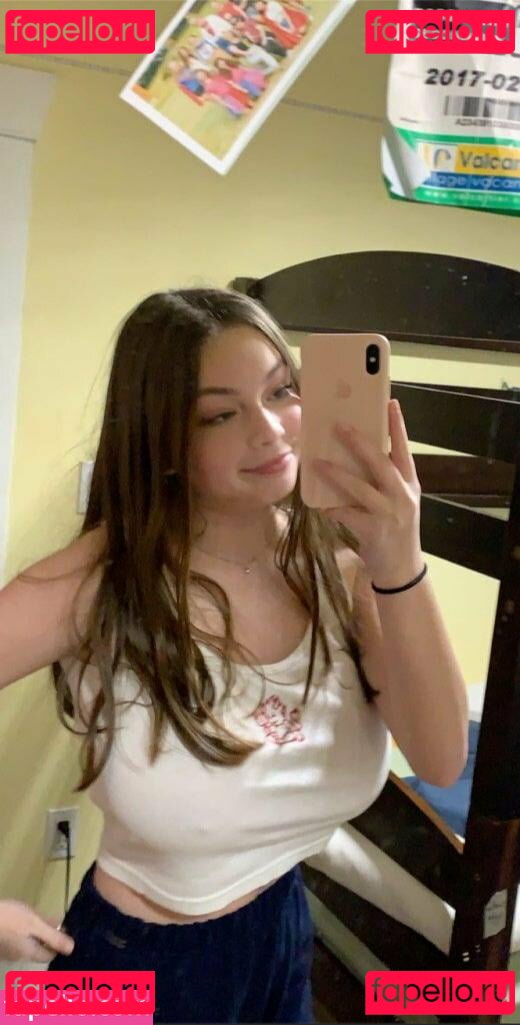 ilinamcqueen / poisonedfetish Onlyfans Photo Gallery 