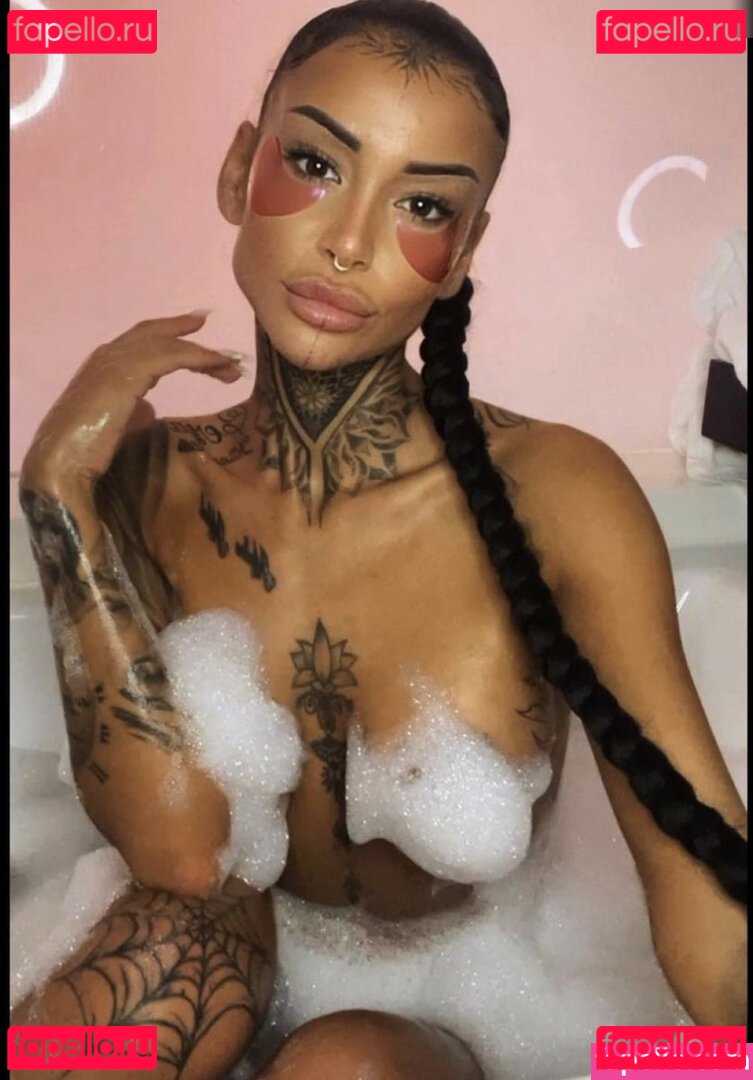 iinkiira / misspierciink Onlyfans Photo Gallery 