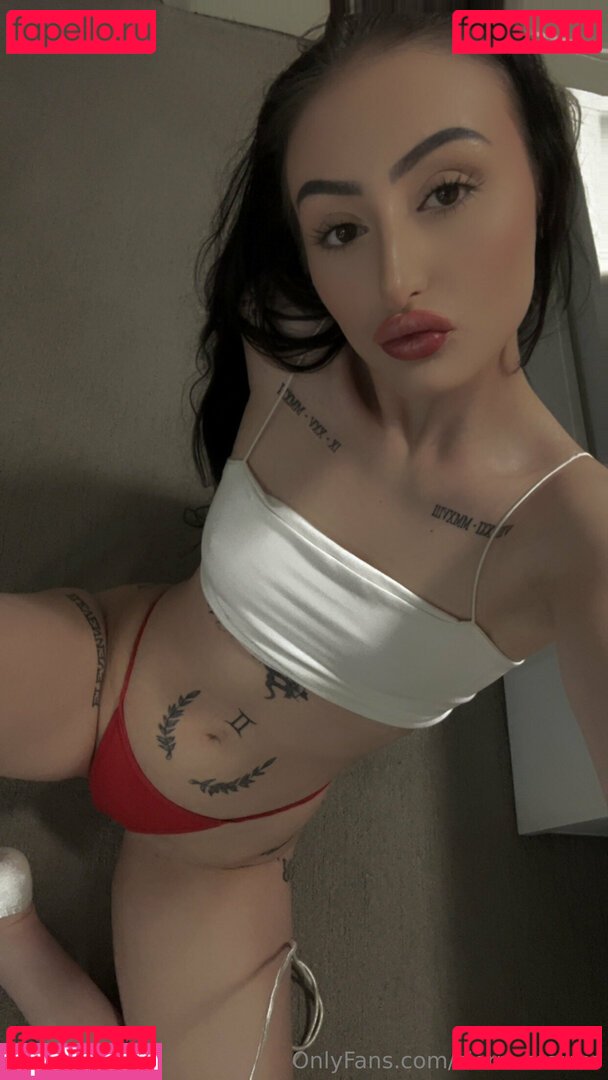 reel / sierra.starrss Onlyfans Photo Gallery 