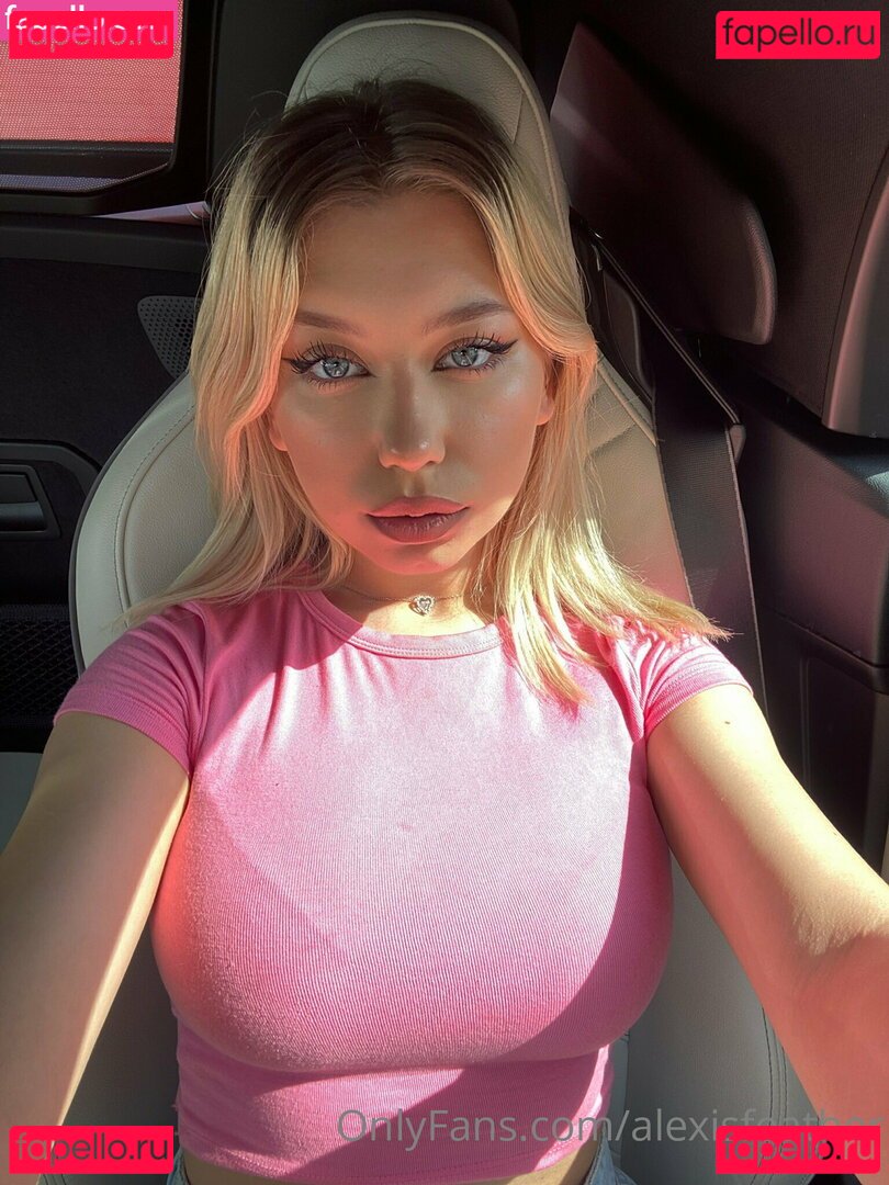 alexisfeather / alexisfeatherr Onlyfans Photo Gallery 