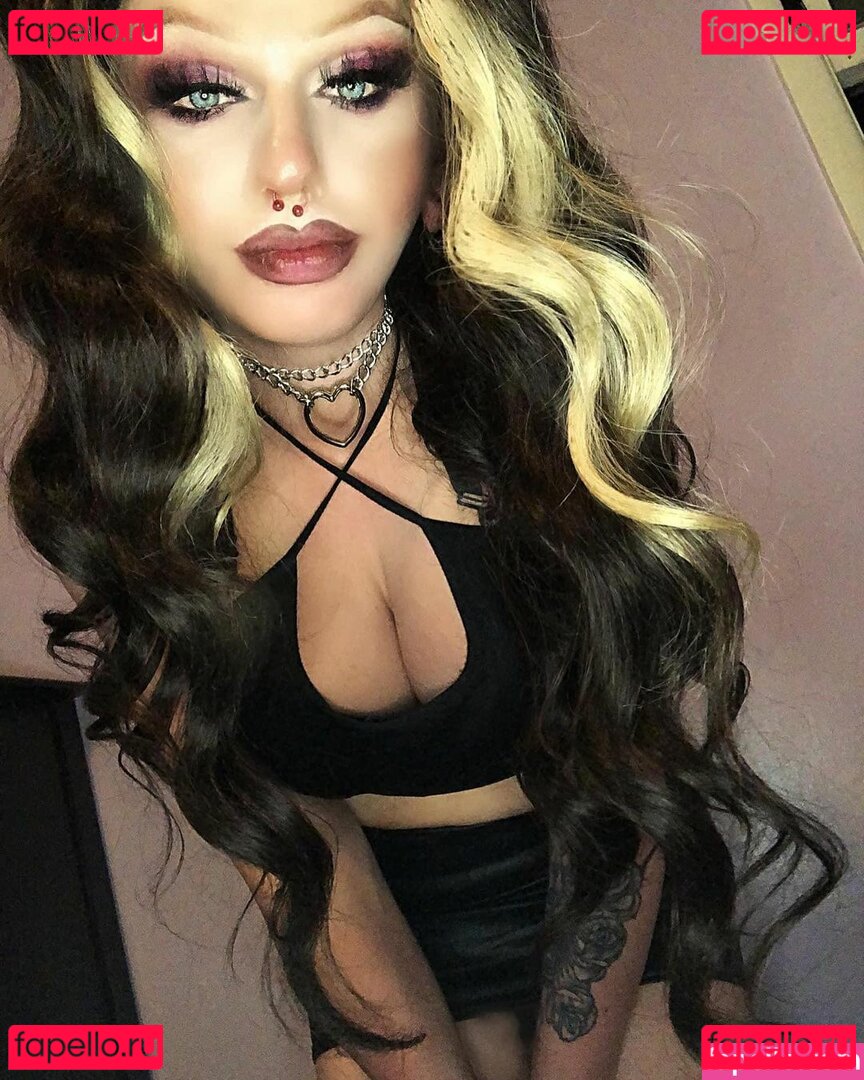 Alice Blaque / aliblaque / bloodrain / https: Onlyfans Photo Gallery 